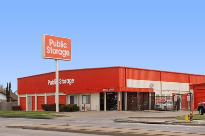 Public Storage