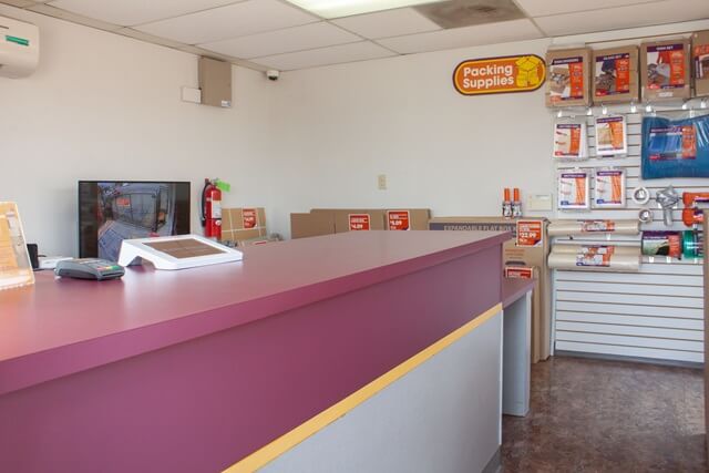 Property 855 image number 2