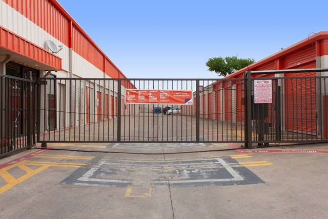 Public Storage  406 S Plano Road in Dallas, TX