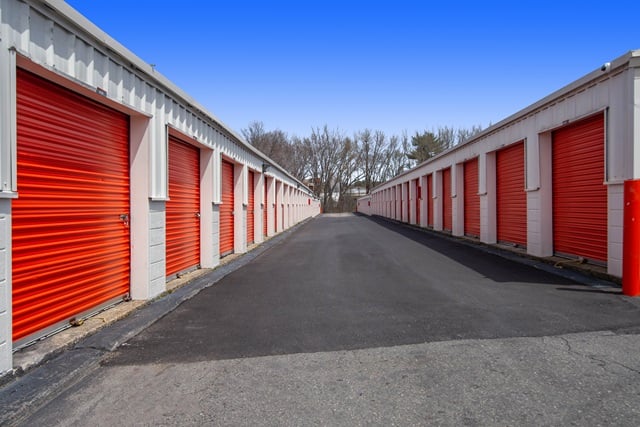 Property 861 image number 1