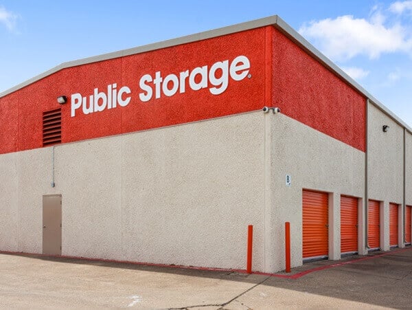 10×24 Self Storage Unit in Dallas, TX 7412 Lemmon Ave Dallas, Texas 2