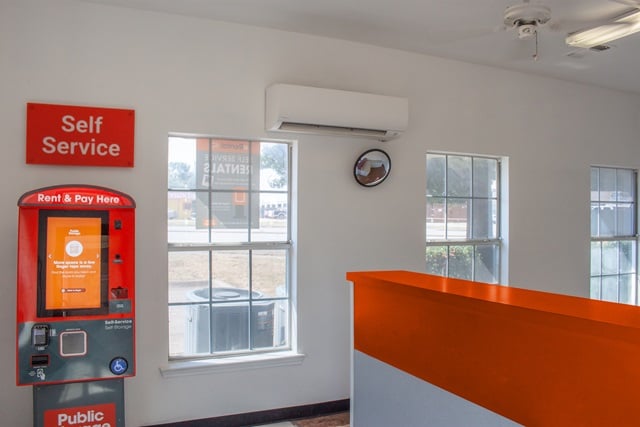 Property 866 image number 2