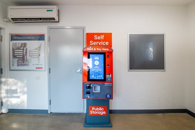 Property 868 image number 2