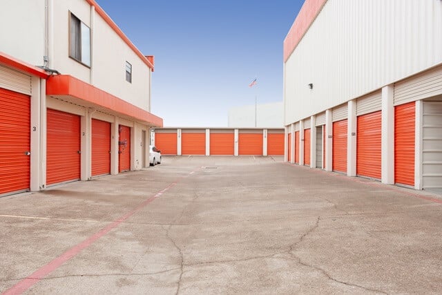 Property 873 image number 1