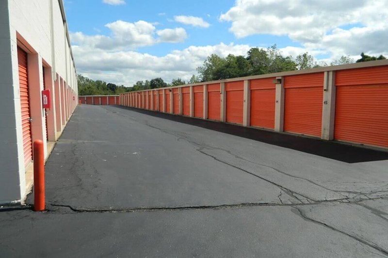 Manchester, CT, SelfStorage Near 440 Tolland Tpke 18447264531 I