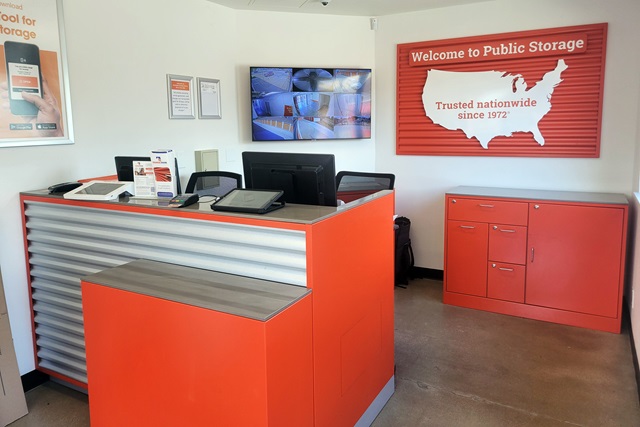 Property 879 image number 2