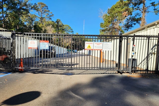 Public Storage  27 Office Park Road in Hilton Head Island, SC