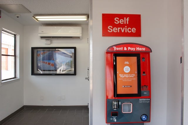 Self Storage Unit in Grand Prairie, Texas 2