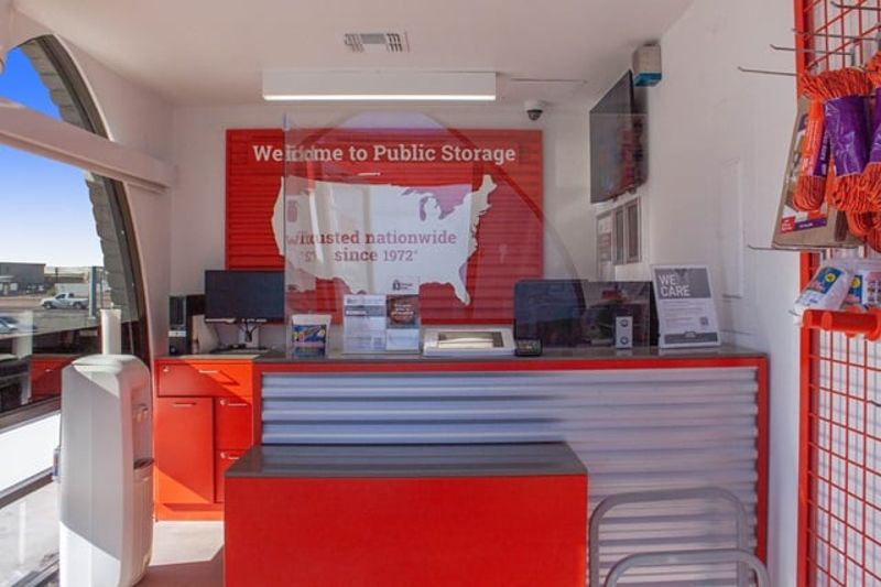 Property 887 image number 2