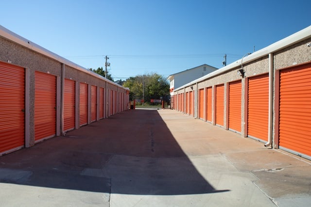 20×10 Garage in Oklahoma City, OK 11120 N Pennsylvania Ave Oklahoma City, Oklahoma 2