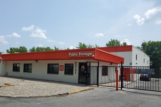 30×10 Public Storage: Garage in Bensalem, PA 3751 Bristol Pike Bensalem, Pennsylvania