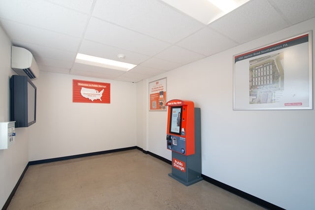 Property 912 image number 2