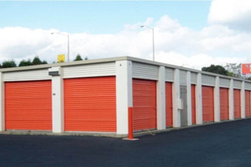 20×10 Public Storage: Self Storage Unit in West Haven, CT 125 Railroad Ave West Haven, Connecticut 2