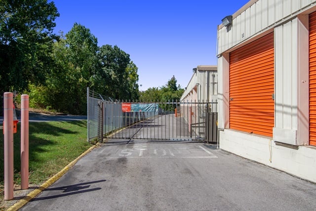 Public Storage  5246 Cane Ridge Road in Antioch, TN