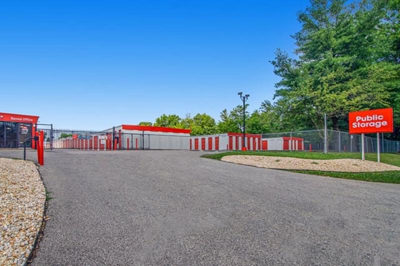Self Storage In Philadelphia Philadelphia, PA, Self-Storage Units Near 1431 Ivy Hill Road | Public ...