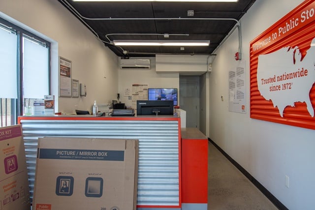 Public Storage in Lynn, MA  595 Lynnway 3