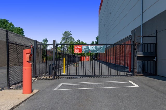 Property 930 image number 3