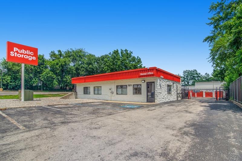 Self Storage In Philadelphia Philadelphia, PA, Self-Storage Near 7571 Ridge Ave | 215-809-3671 I ...
