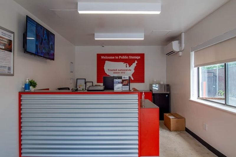 Property 934 image number 2