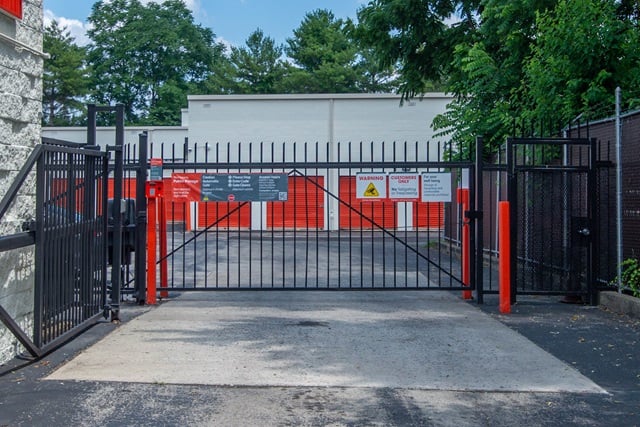 Public Storage  7571 Ridge Ave in Philadelphia, PA