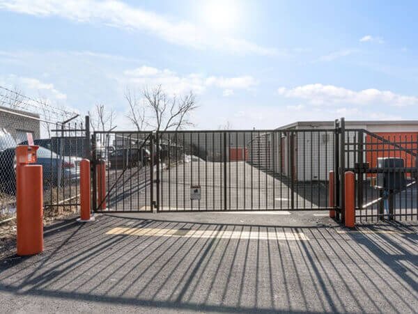 Public Storage  440 E Saint Charles Rd in Carol Stream, IL