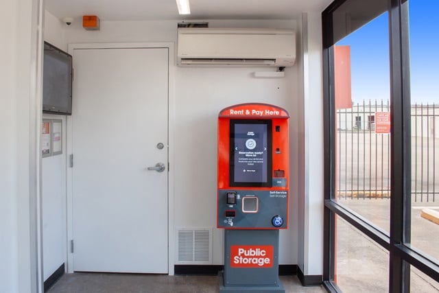 Property 943 image number 2