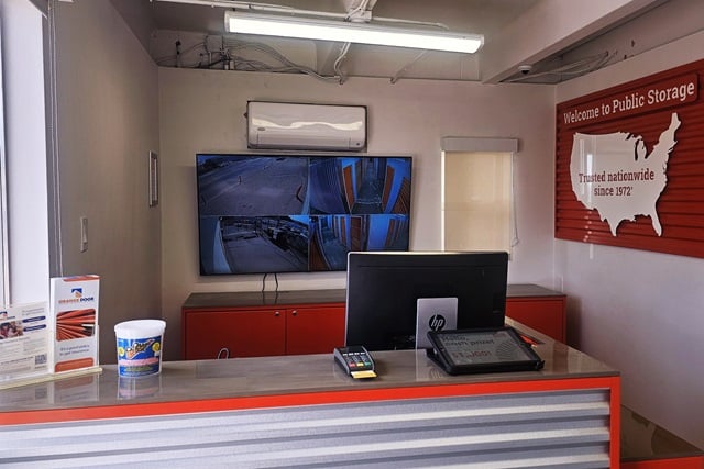 25×15 Garage in Colorado Springs, CO 2761 Delta Drive Colorado Springs, Colorado 3
