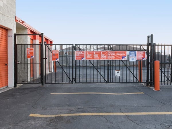 Public Storage  7455 South Pulaski Road in Chicago, IL