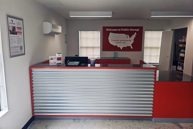 Property 956 image number 2