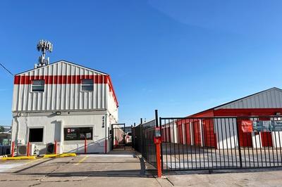 Property at 24532 - Oklahoma City / I-44 - Penn             