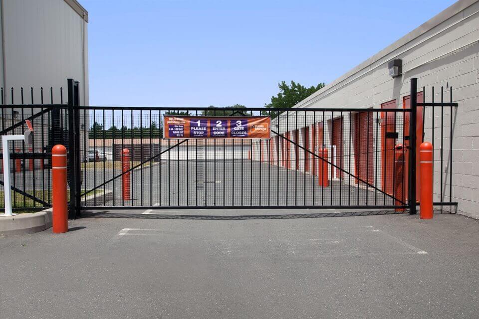 Public Storage  188 Roberts Street in East Hartford, CT