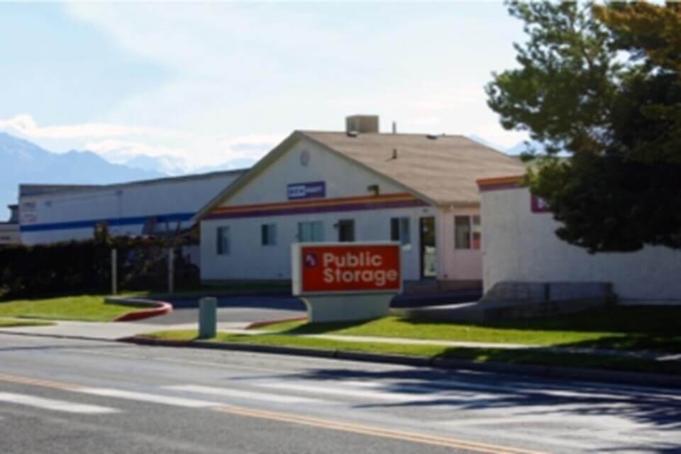 20×10 Public Storage: Self Storage Unit in Kearns, UT 4065 Sams Blvd Kearns, Utah