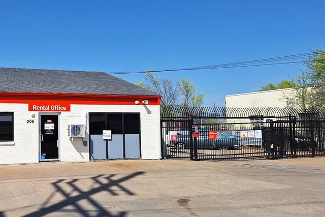 Property 965 image number 3