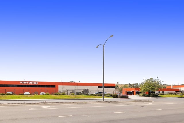 30×12 Parking Lot in El Segundo, CA 1910 Hughes Way El Segundo, California