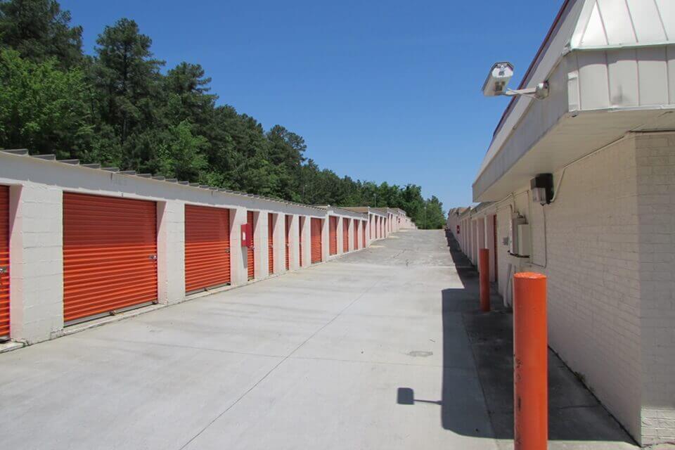 25×10 Public Storage: Self Storage Unit in Durham, NC 3933 N Duke Street Durham, North Carolina 2