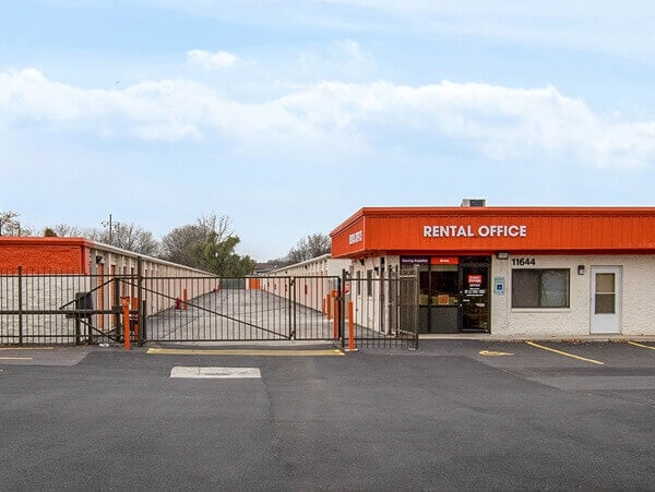 Public Storage  11644 S Kedzie Ave in Blue Island, IL
