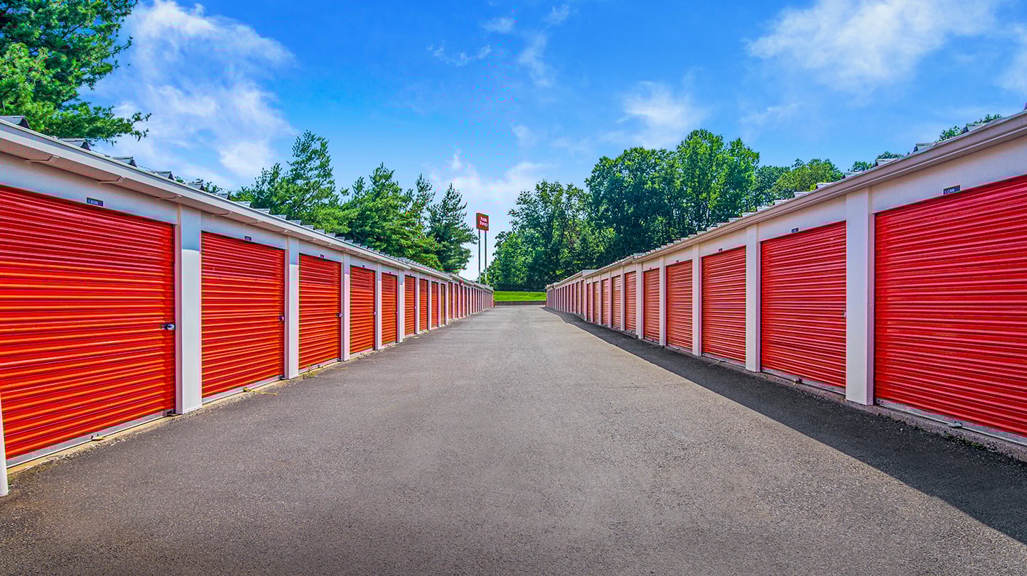 Public Storage Drive Up Storage Banner